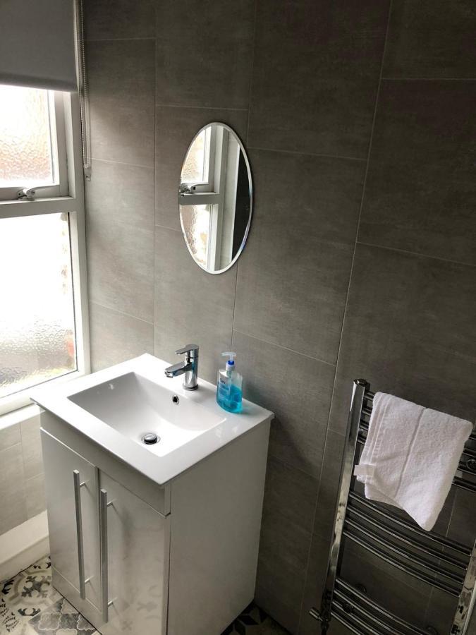 Beautiful Historic 1870 Home Fully Renovated & Modernised Belfast Exteriör bild